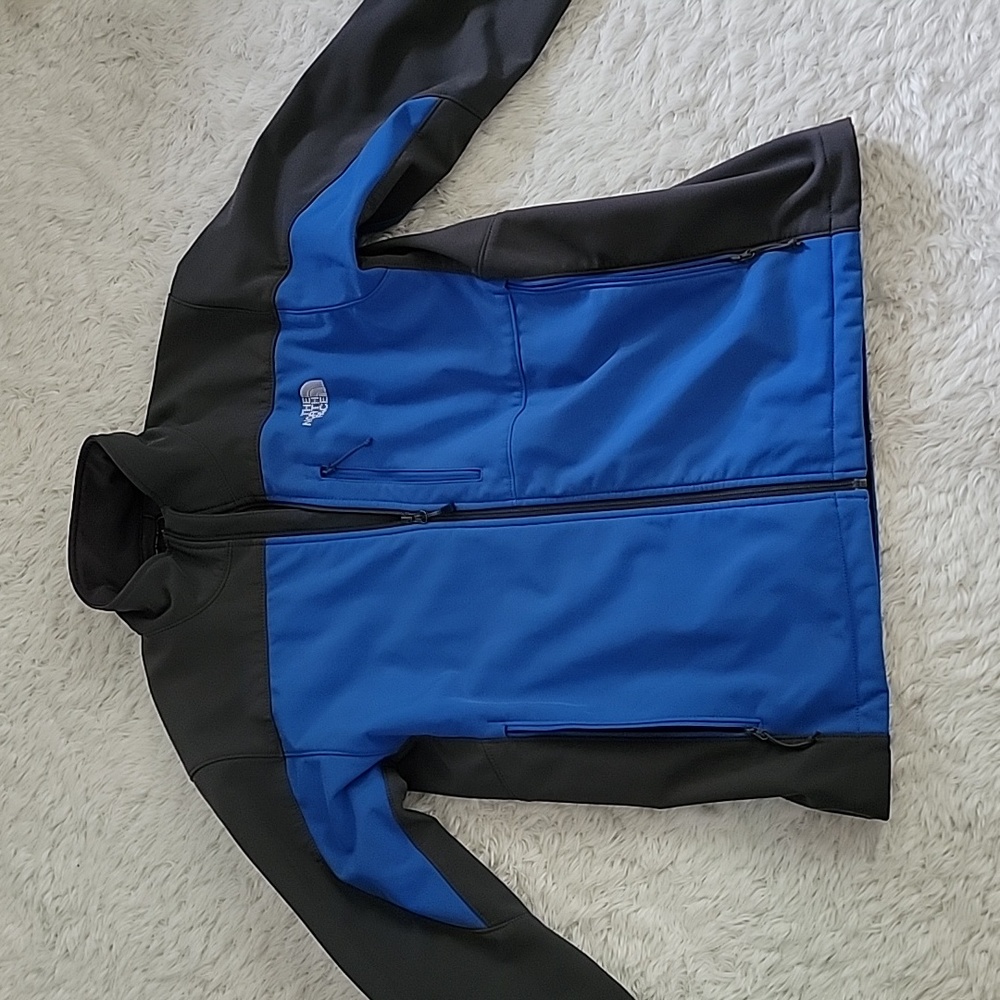 Mens north face coat. Blue and grey large